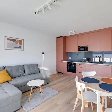 アパート Chwarzno Iii