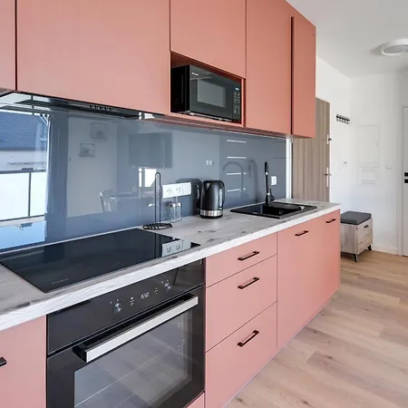 Chwarzno Iii アパート *